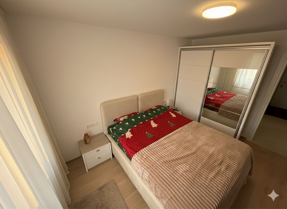 Apartament 3 camere, zona Coresi, parcare inclusa