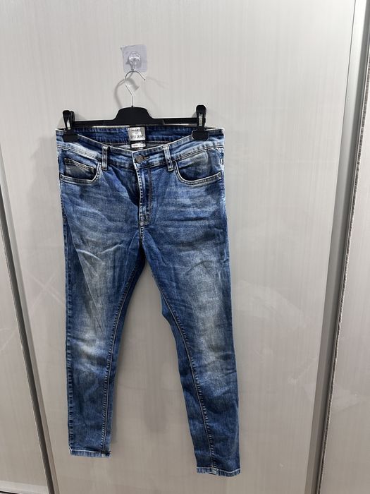 Blugi bărbați super skinny mărimea 44