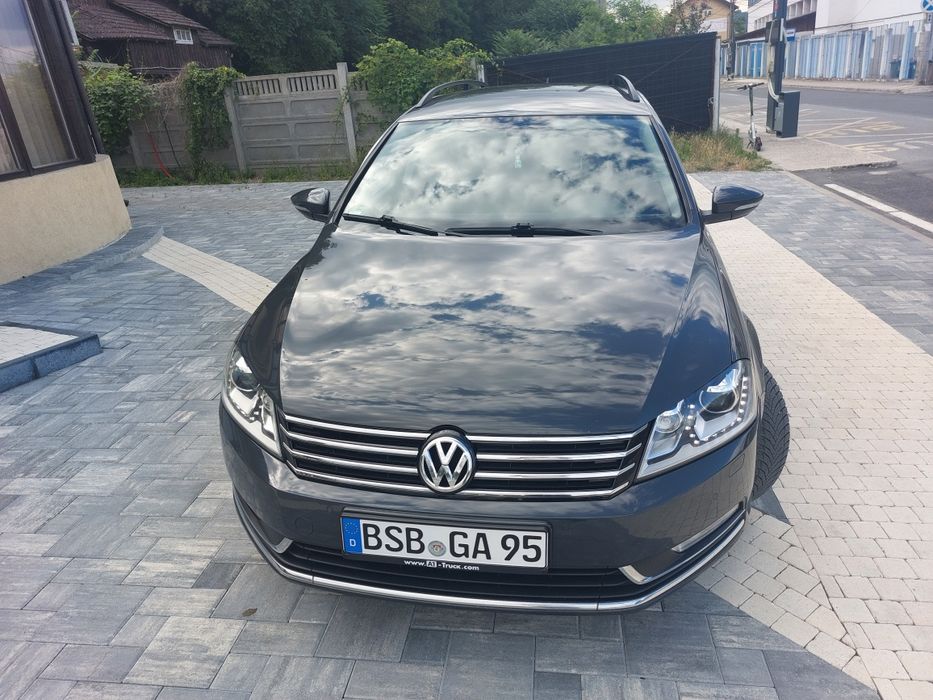Vand VW Passat 2.0TDI cutie automata, inmatriculat pe Ro