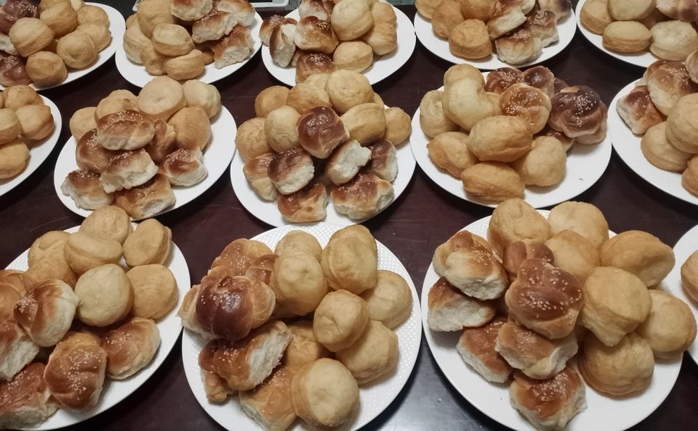 Самса, баурсаки, шелпек, микспироги,