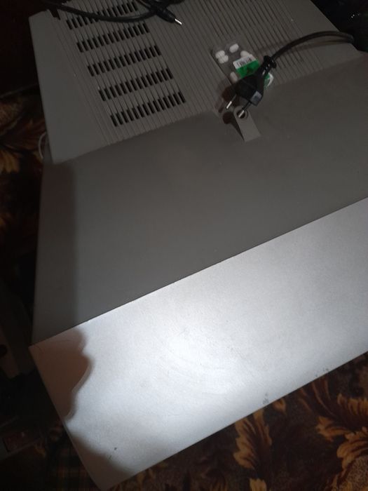 Телевизор samsung 21 инча