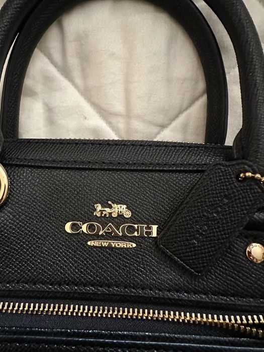 Coach mini black bag чанта
