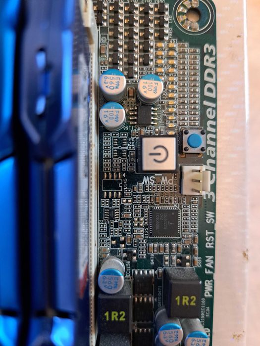 Дънна платка EX58-UD5 Socket1366 ATX, процесор I7 920 и RAM 16GB