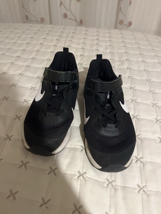 Детски nike обувки 35 номер