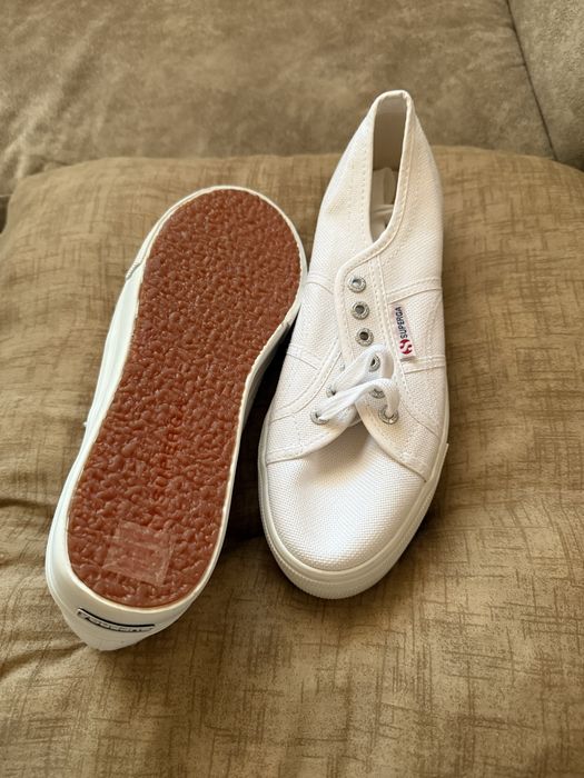 Дамски обувки Superga