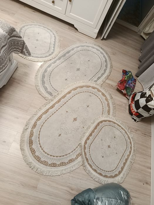 Продам дорожки 4 штуки
