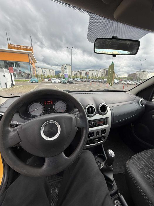 Vand Dacia Logan