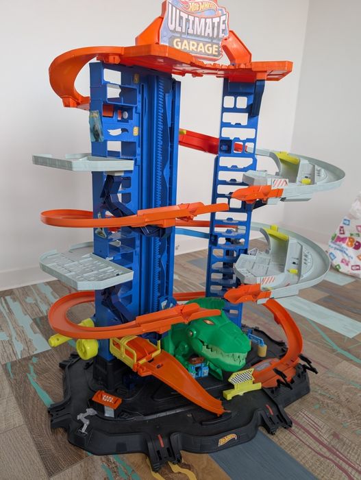 Hot Wheels Ultimate Garage T-rex ca nou