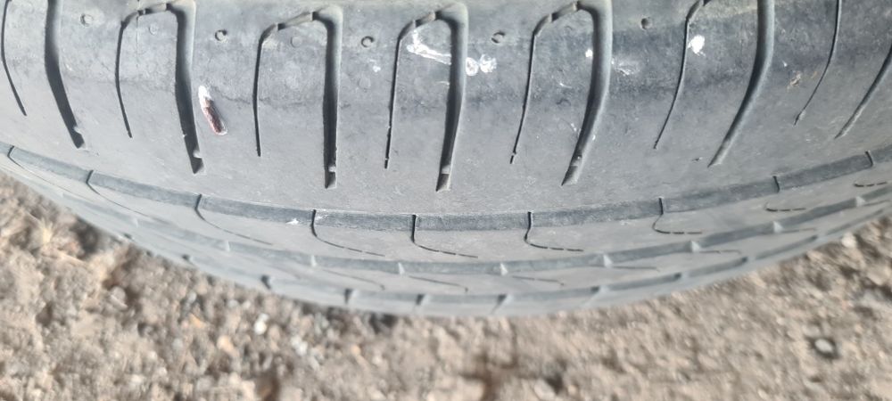 245 65 17.  4 buc la 100 lei buc