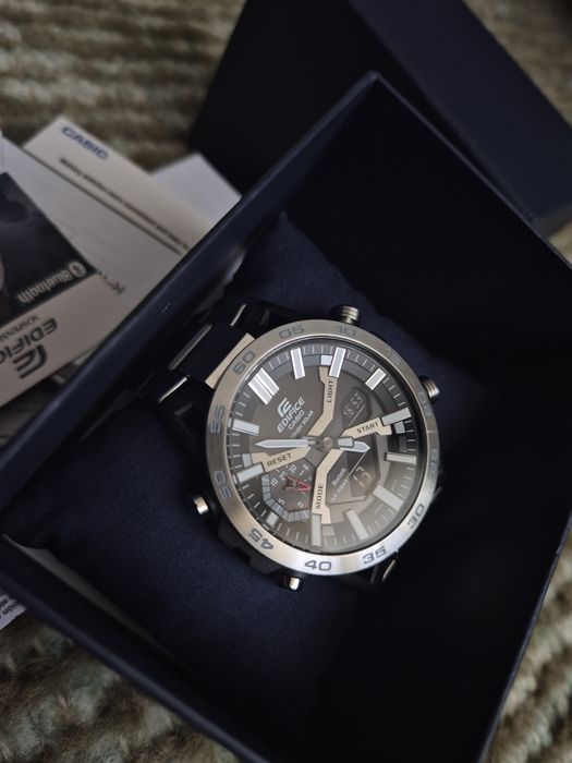 Casio Edifice ECB-2000D Sospensione