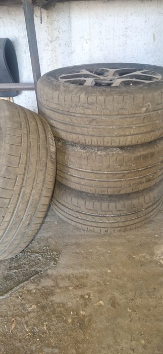 Продам колеса с дисками