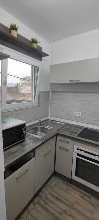 Inchiriez Garsoniera Micalaca