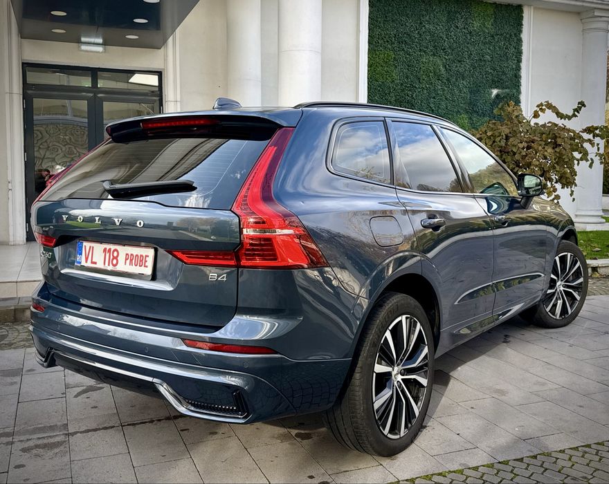 Volvo XC60 R-Design Facelift 2.0d D4 Full! Garantie 12 Luni !