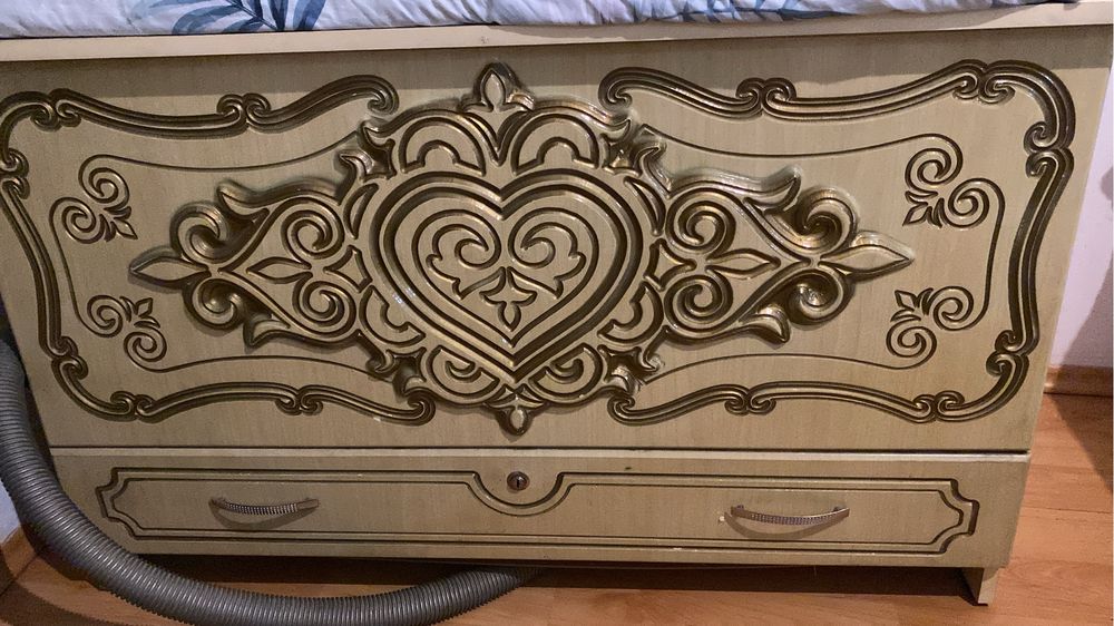 Кухонное мебель