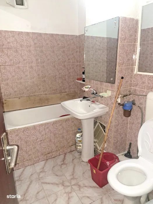 4 Camere Dacia, 2 Bai, 2 Ap Pe Palier