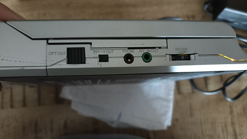 Портативен DVD  плеър