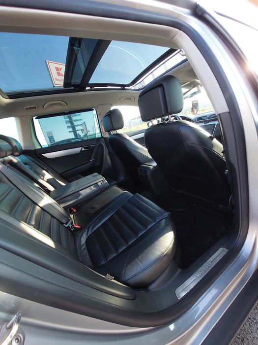 Vând VW Passat B7 Alltrack DSG 6+1.