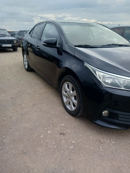 Продам тоуота королла.