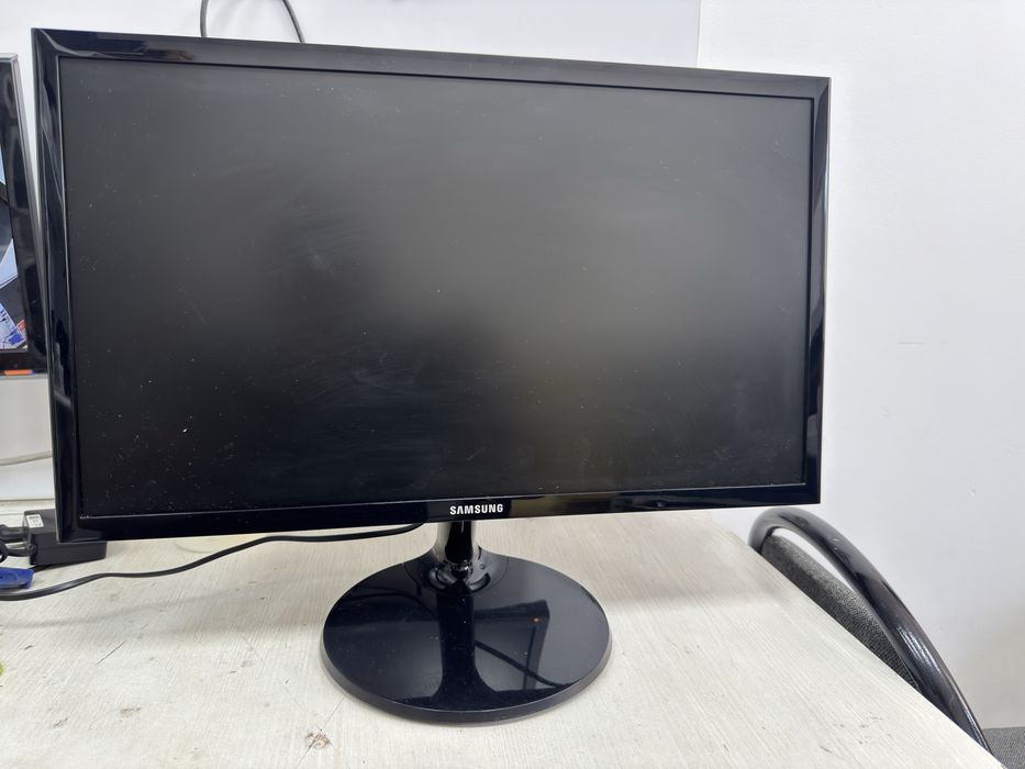 Монитор 22 дюм HDMI
