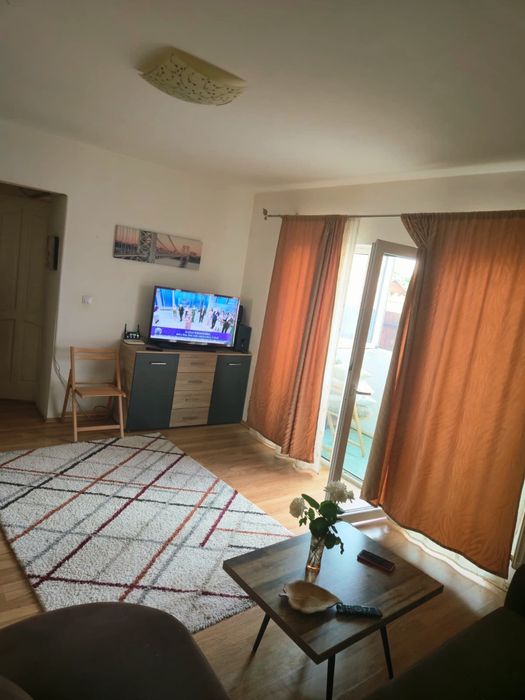 Pers.fiz. vand ap. De 38 mp, pe str. Ioan Rus ( Floresti )- 69.500 euro