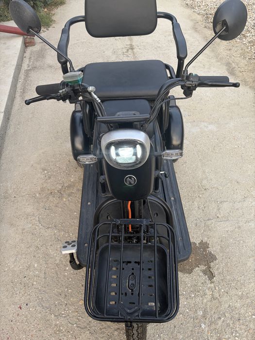 Triciclu electric