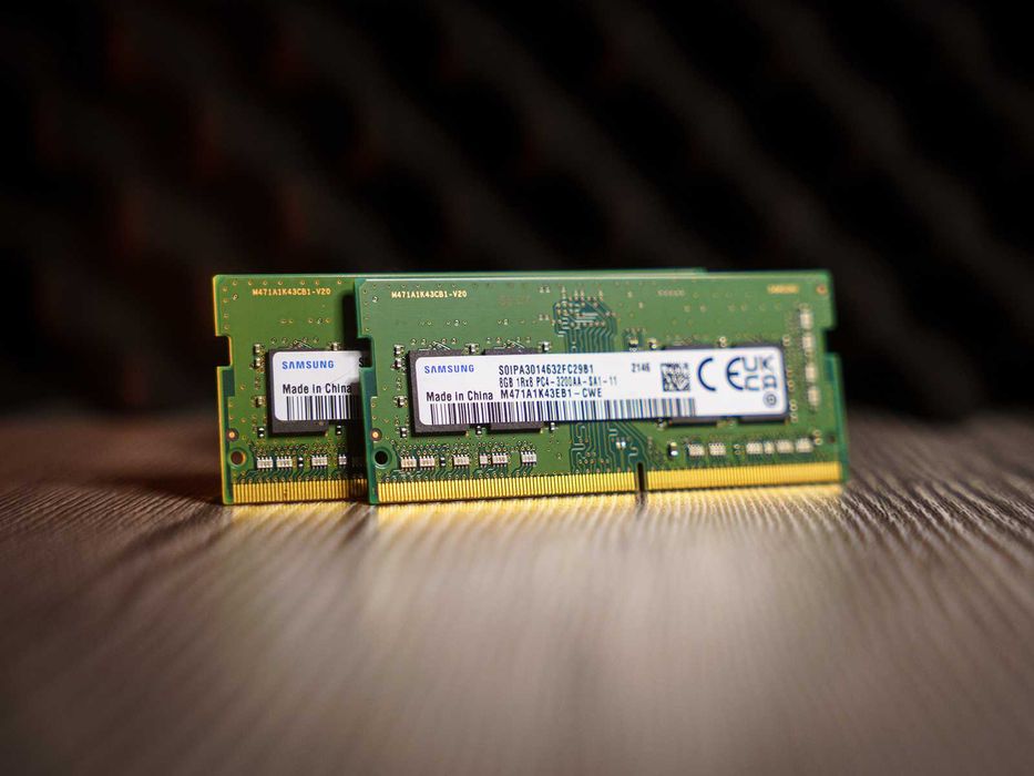 Две планки по цене одной! 16 ГБ ОЗУ Samsung SODIMM DDR4