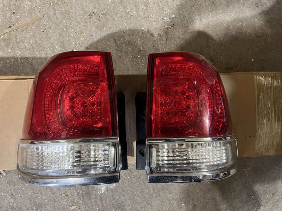 Фонарь задний land cruiser 200