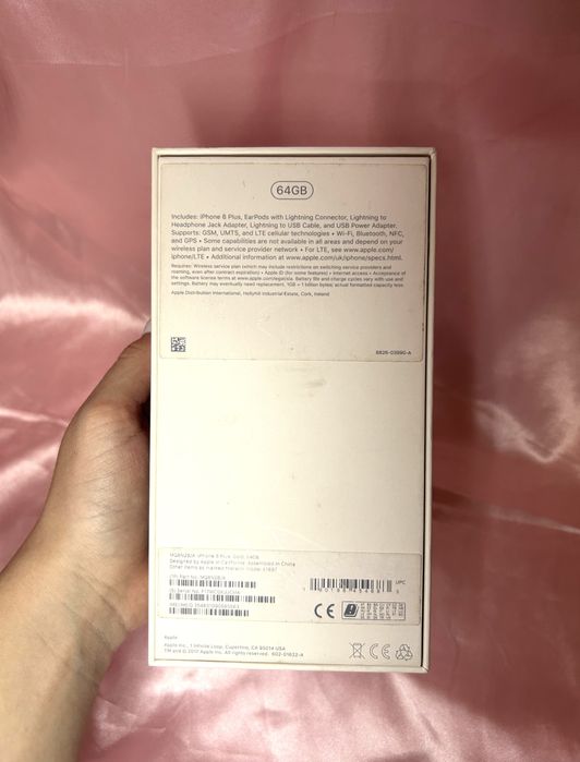 iPhone 8 Plus Gold 64GB в отлично състояние