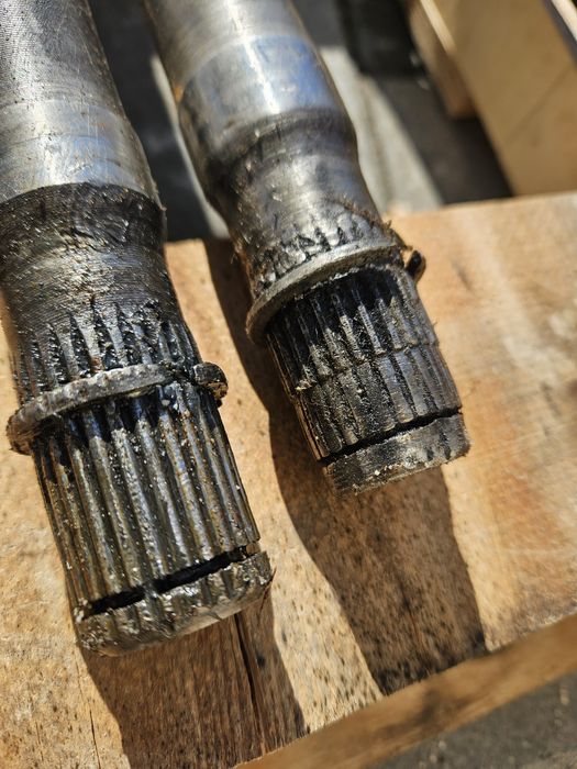 Полуоски за Toyota 70