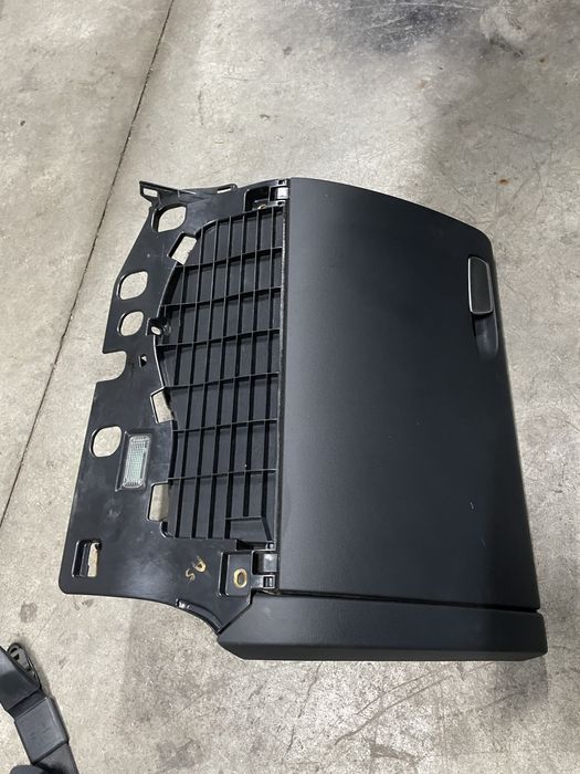 Torpedou / cutie acte Audi A4 A5 b8 europa negru