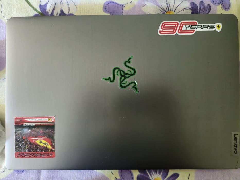 Lenovo ideapad 3 AMD Ryzen 3 5300u