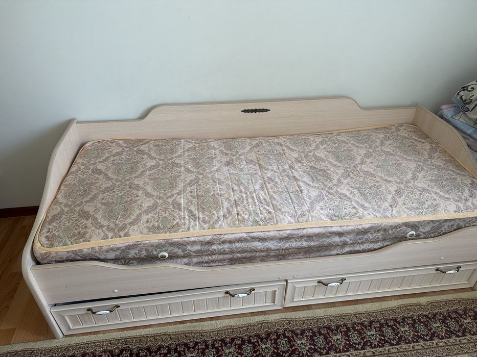 Кровать односпалка