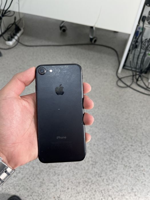 Iphone 7  зарятка алмай тур