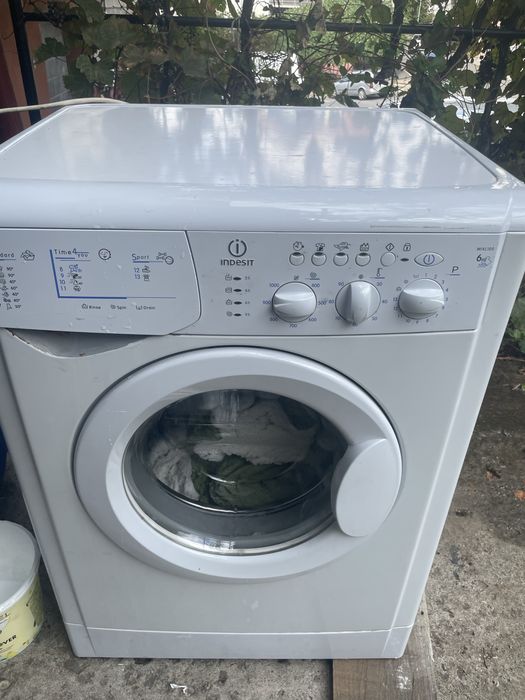 Masina spalat Indesit