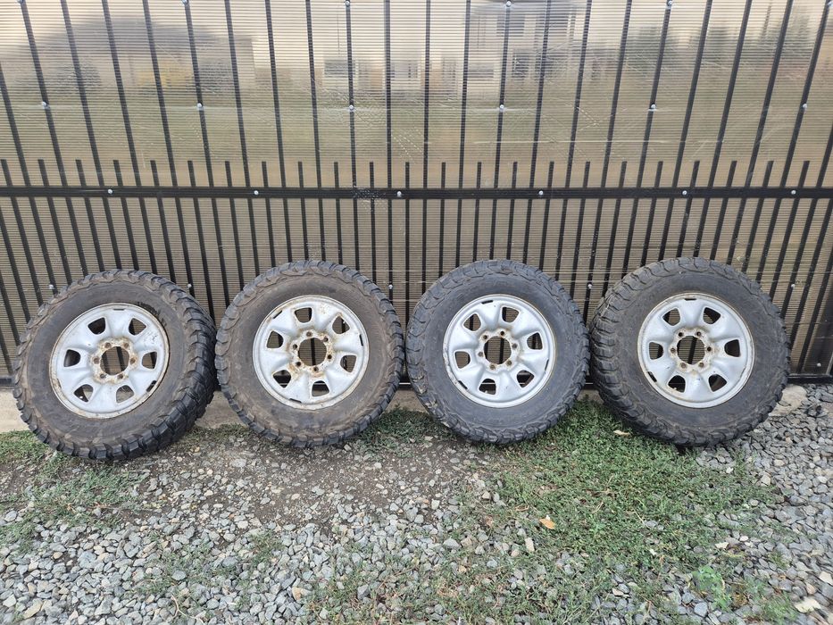 Jante Toyota Hilux/Land Cruiser 6x139 cu BF-Goodrich 225/75R16