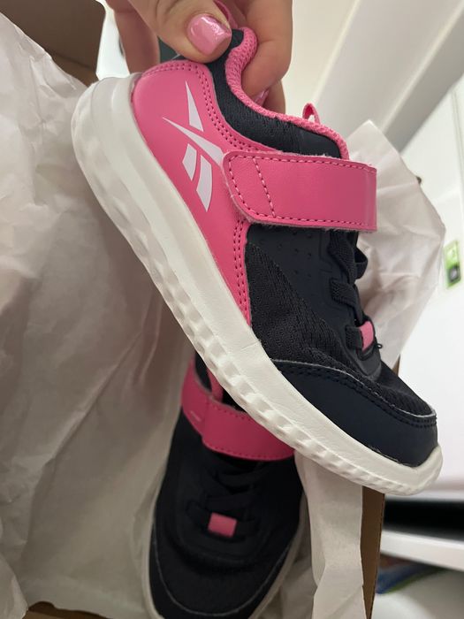 Reebok маратонки