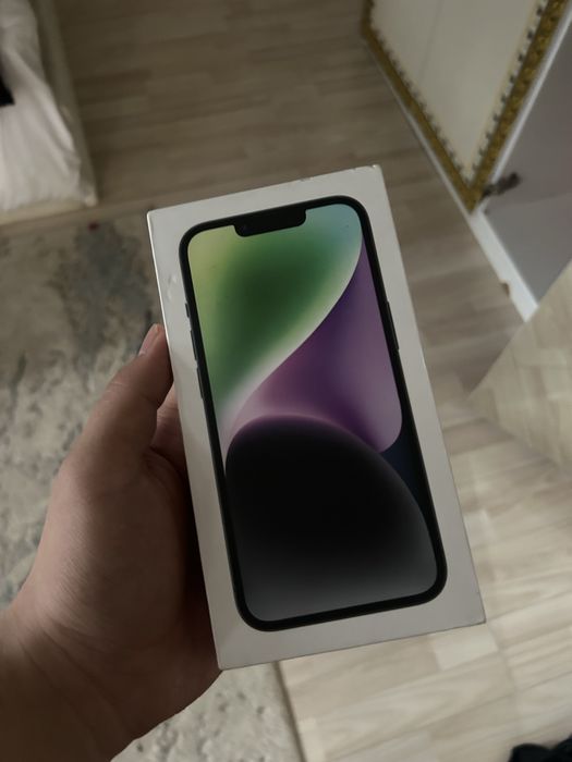 Продаю IPHONE 14