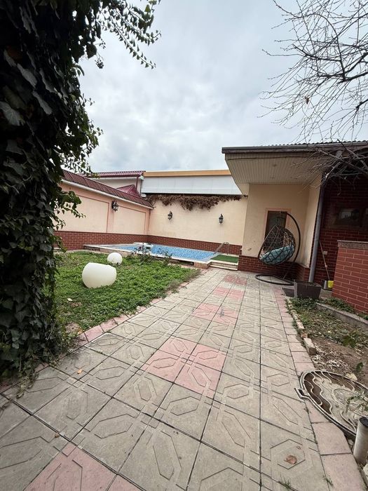 Продаётся дом, в элитной махалле, 6-ком., Глинка, 8 роддом