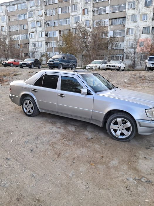 Продам Мерседес 124