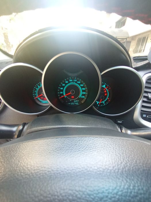 Продам авто чанган еадо 2014