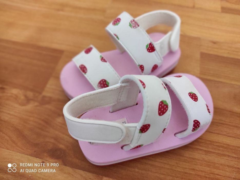 Sandalute fetiță de vara/plajă