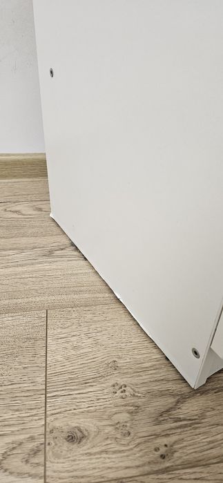 OFERTA: Noptiera alba in stare buna