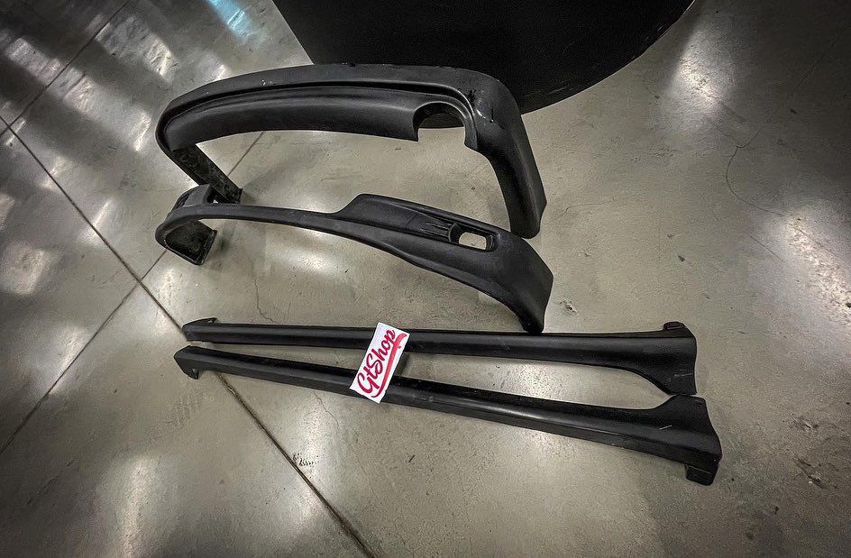 Тойота Камри 40/45 обвес Накладки пороги прочные хорошие