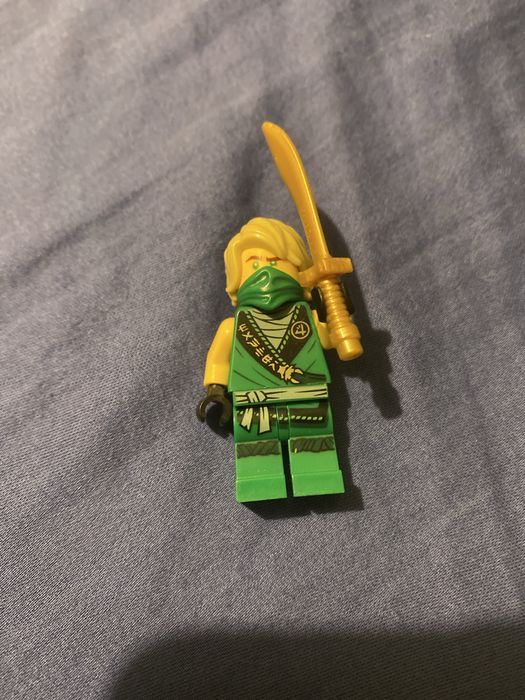 lego ninjago Lloyd's Jungle Chopper Bike (71745)