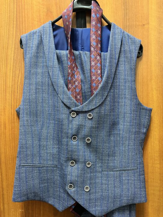 Костюм тройка турецкий