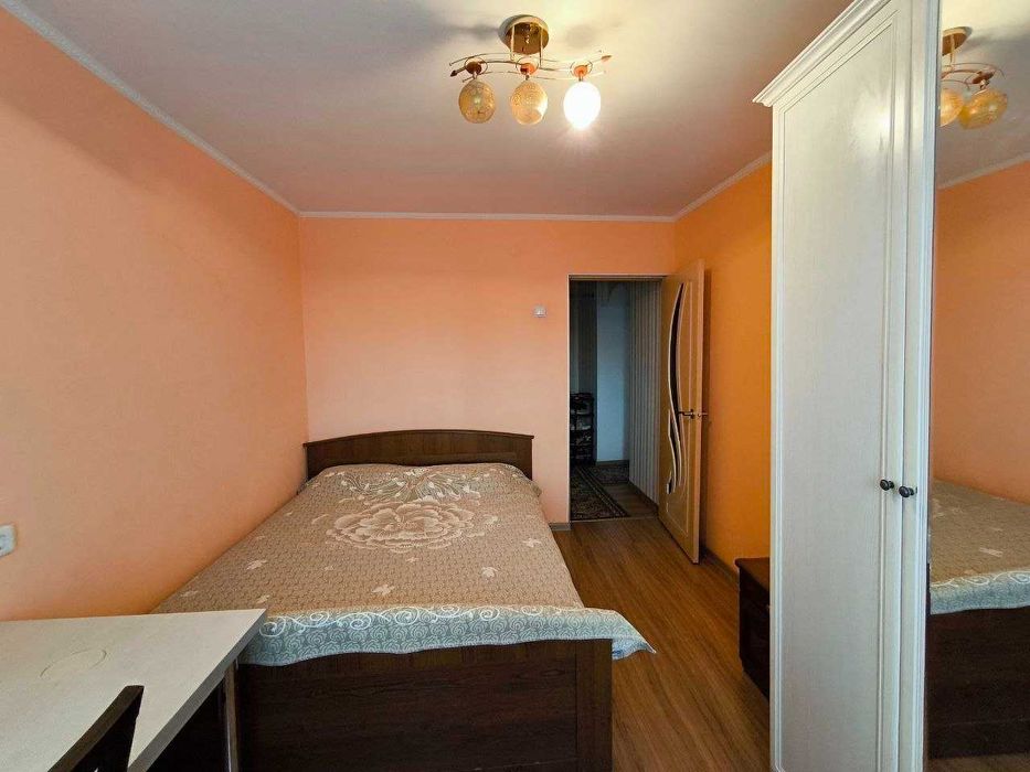 Продам 3 комн. кв. Стадион