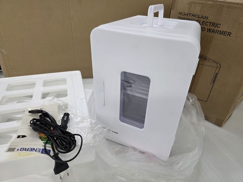 15L Мини Хладилник 12V / 220V с функции за охлаждане и затопляне, Бял, NORTHCLAN