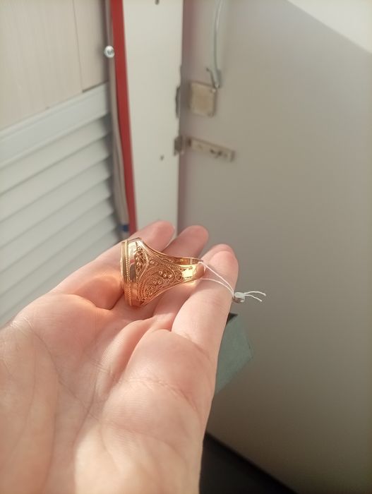 Продам золотую печатку