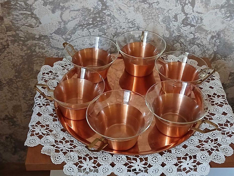 Меден сервиз за чай,кафе на поднос-чаши термо стъкло