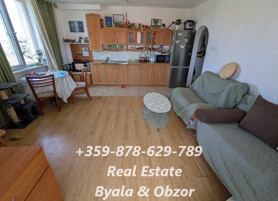 Продава се Двустаен апартамент в Бяла - 62 кв.м за 1017 €/кв.м - Снимка #1